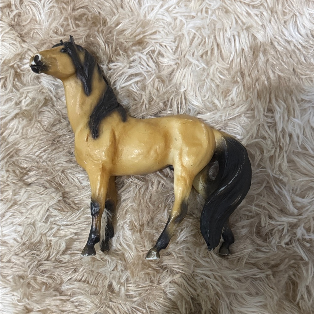Breyer Freedom/Classic Series Bright Bay Morgan horse model